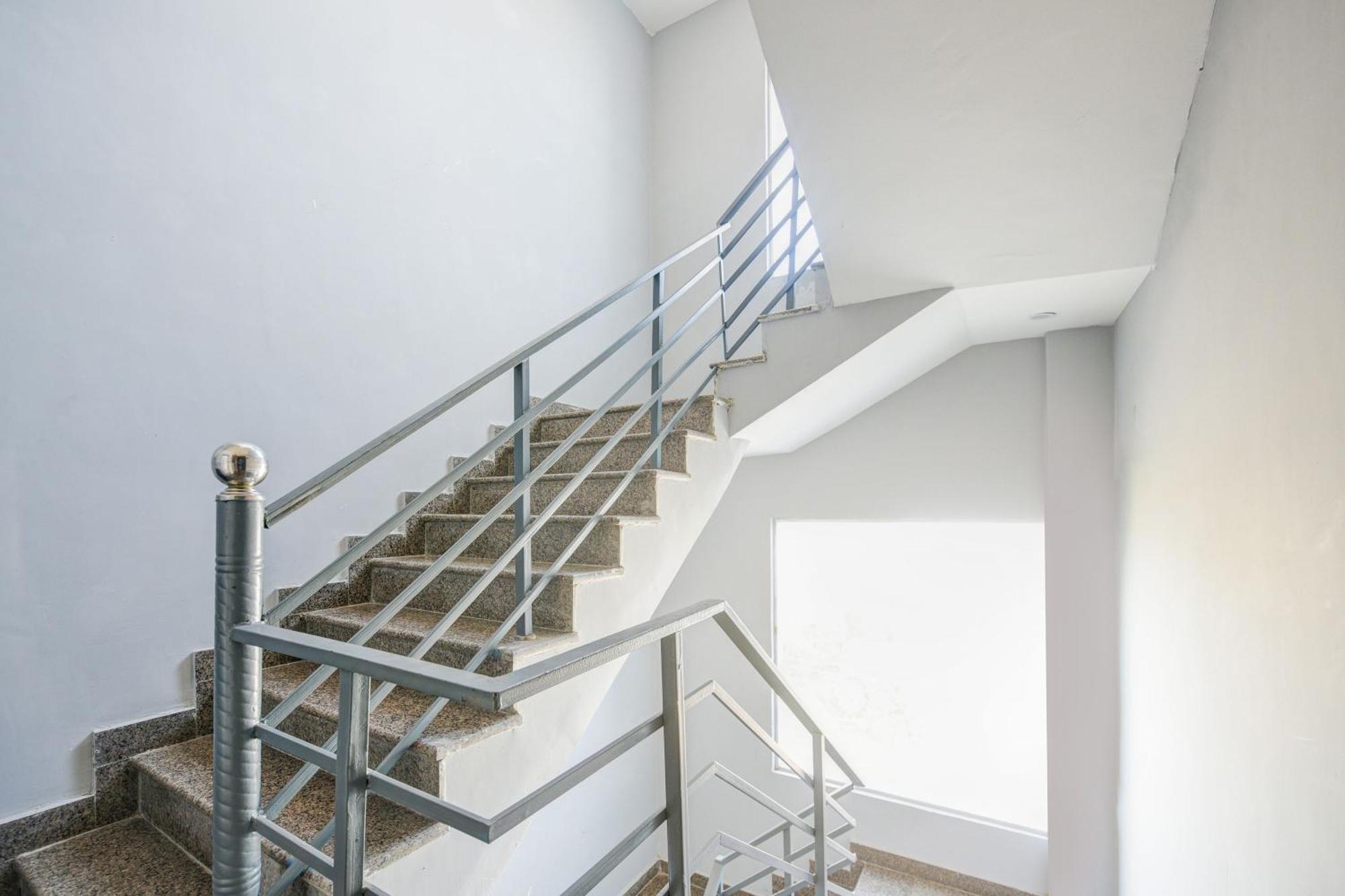 Hotel O Ridge Way Stays Faridabad Zewnętrze zdjęcie